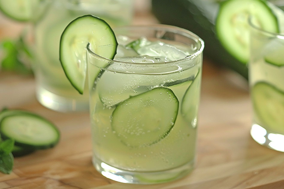 Homemade Electrolyte Drink: Cucumber-Lime Coconut Water Refresher