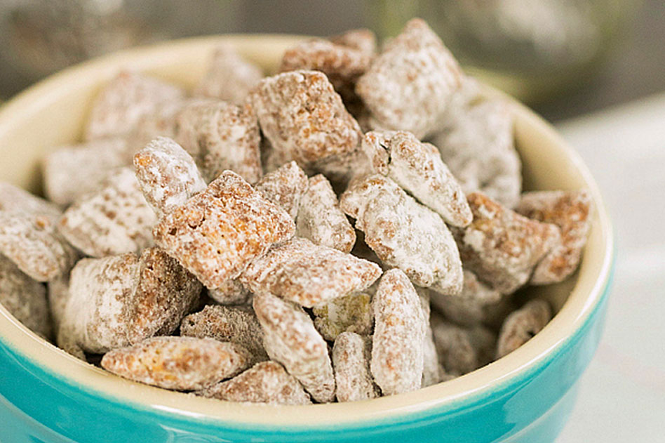 Peanut Butter People Puppy Chow Recipe (Muddy Buddies)